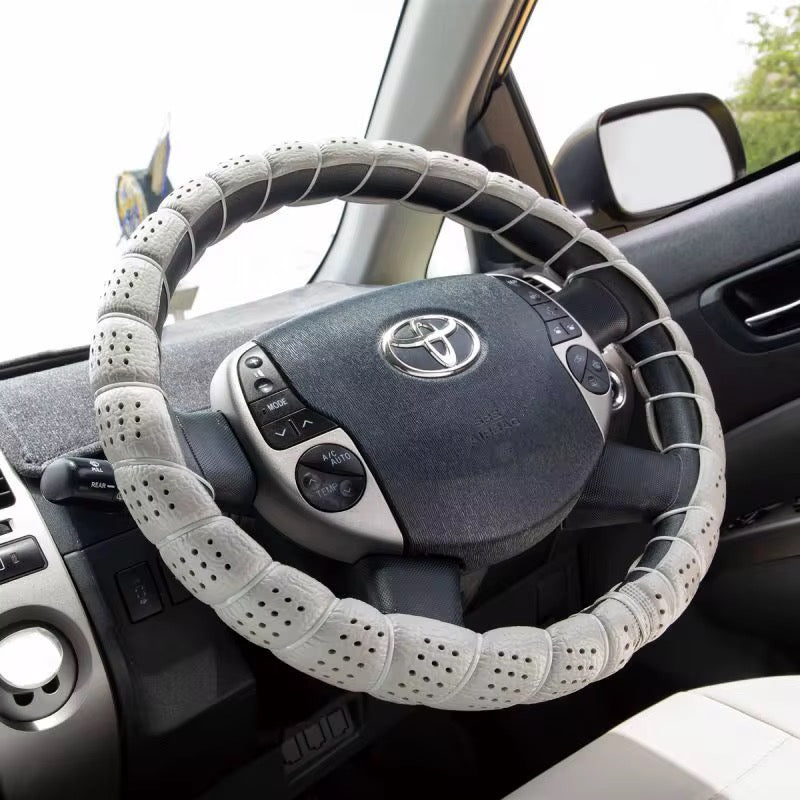 Housse de volant en cuir PVC a lacets